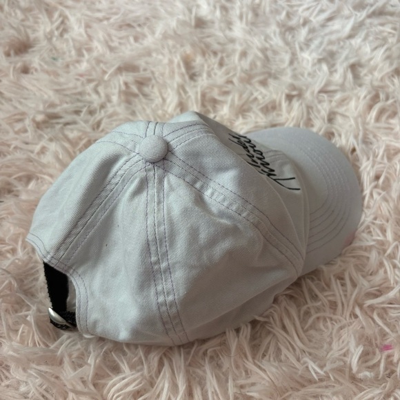 Under Armour Gray Purple Hat Kids Girls - Picture 3 of 7